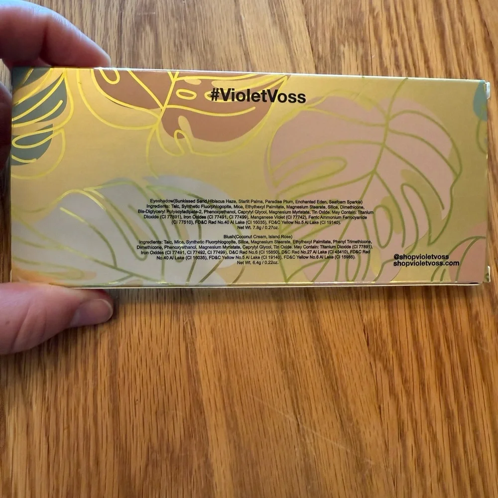 Violet Voss Pretty in Paradise Face & Eyeshadow Palette